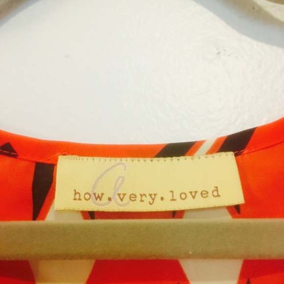 Red patterned blouse - Picture 4 of 5